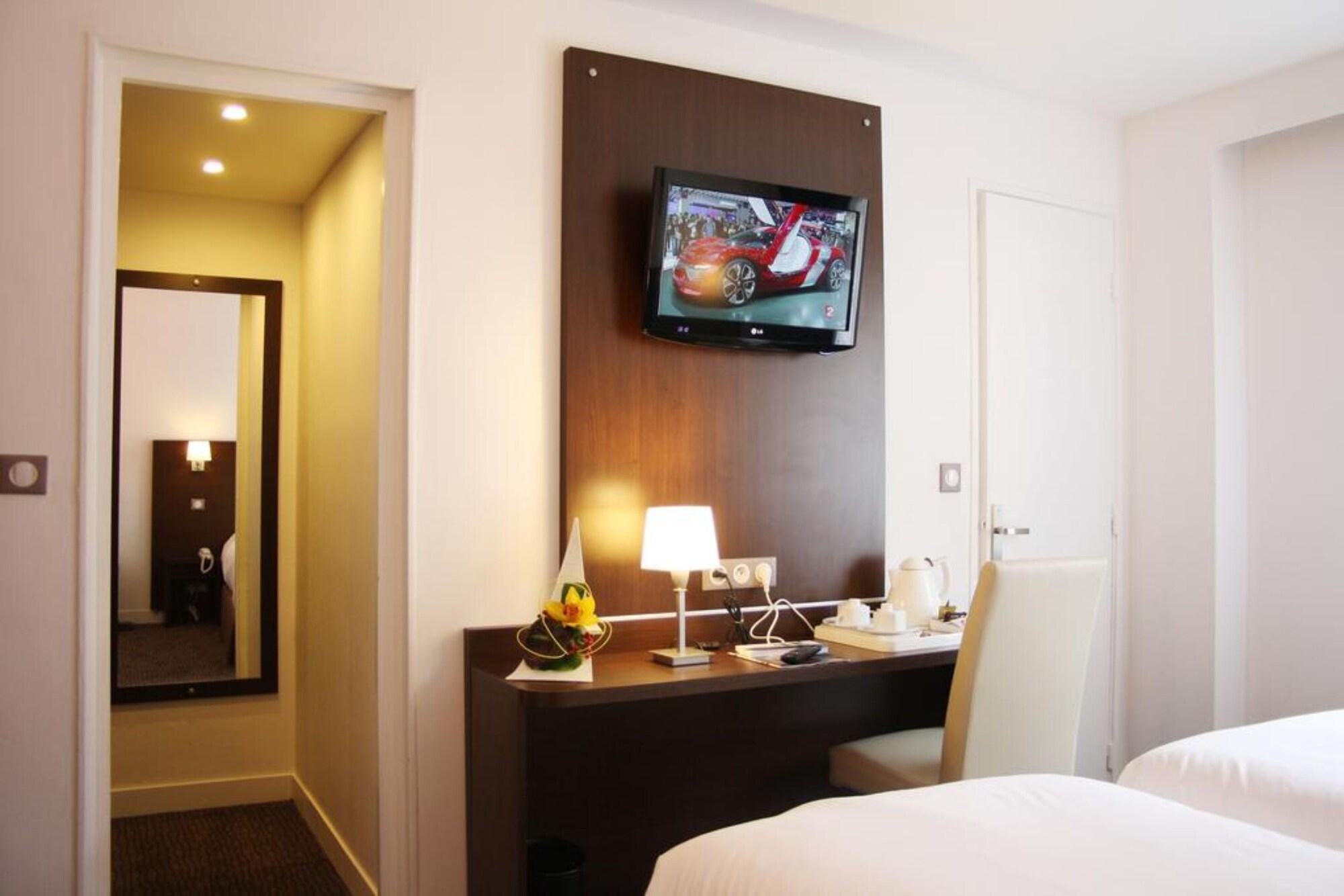 คอมฟอร์ต โฮเทล ด็องเกลอแตร์ เลอ อาฟวร์ Hotel เลออาฟร์ ภายนอก รูปภาพ